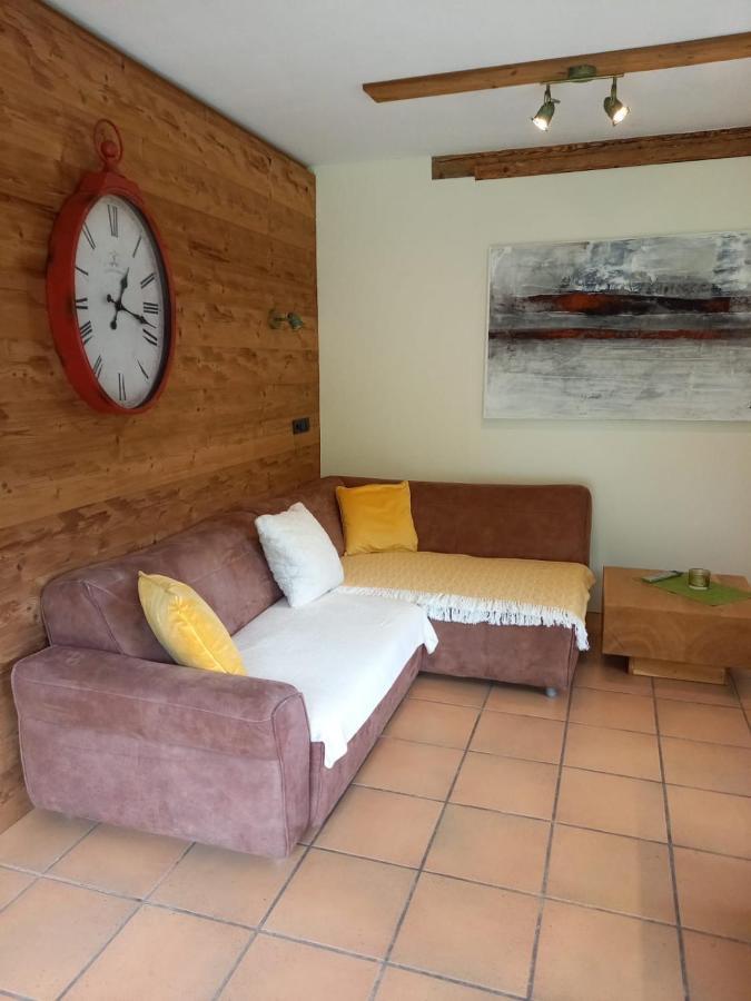 Aparthaus Am Walde & Appartement Sonnenseite Bartholomäberg Exteriör bild
